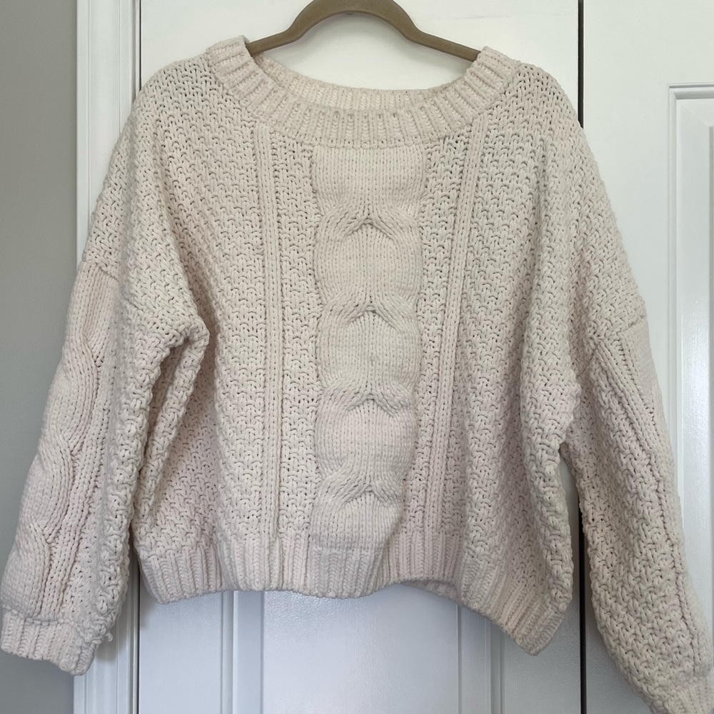 AARKA Crewneck sweater